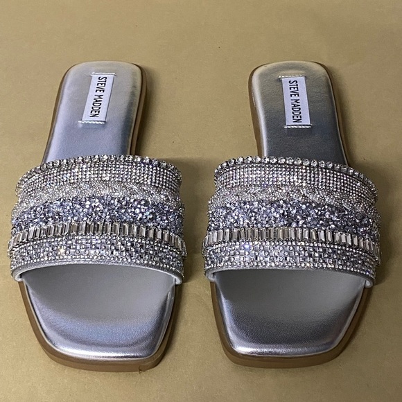 NEW Steve Madden McGrady Sandals Rhinestone Embellished Slide Metallic Silver - Picture 2 of 8